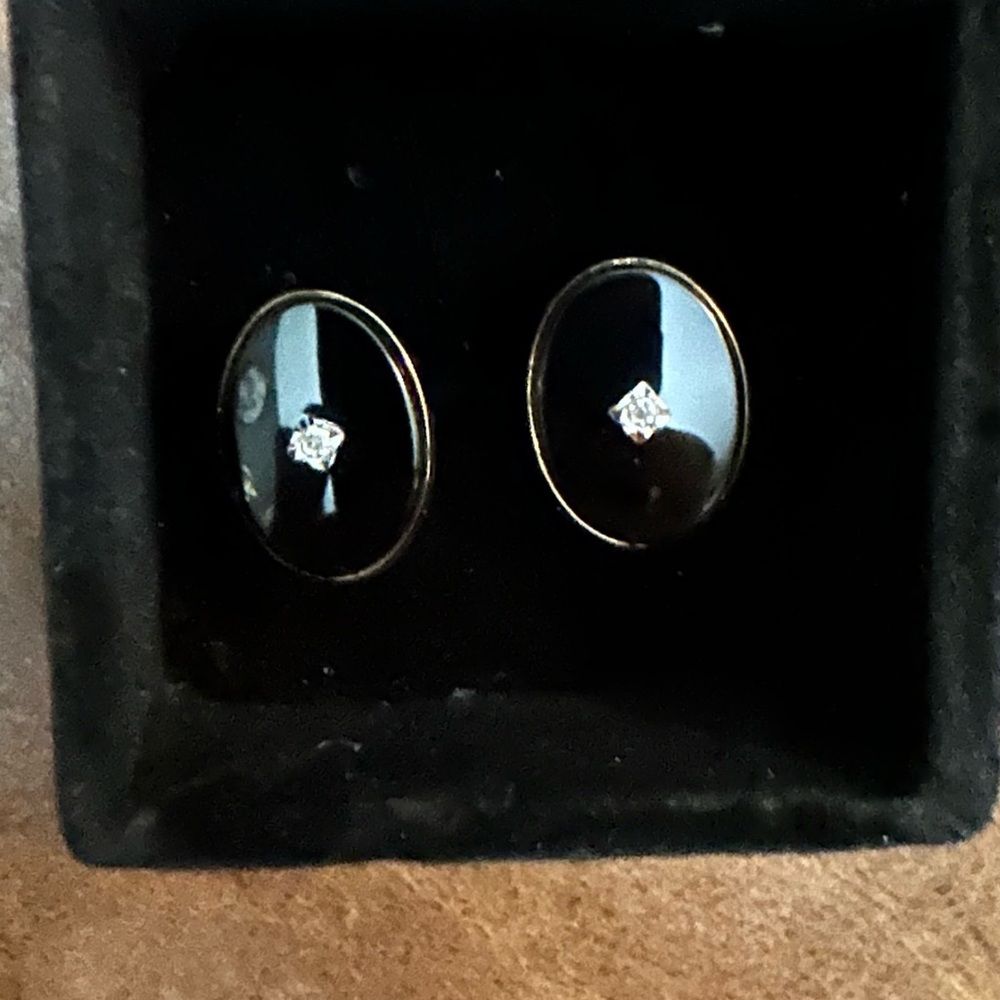Vintage men’s cufflinks